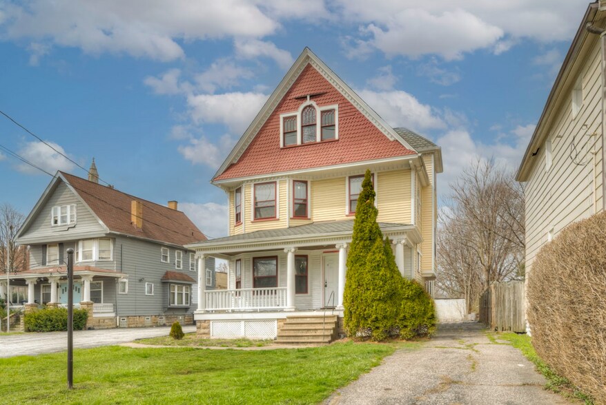 More Photos Of 4432 Pearl Rd, Cleveland Specialty For Sale