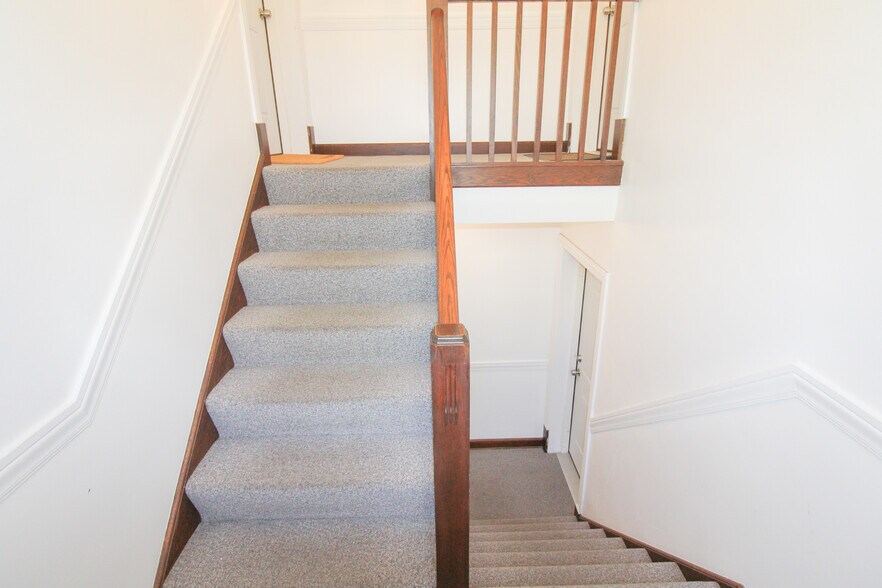 More Photos Of 6667-69 Devon Ave, Chicago Apartments For Sale