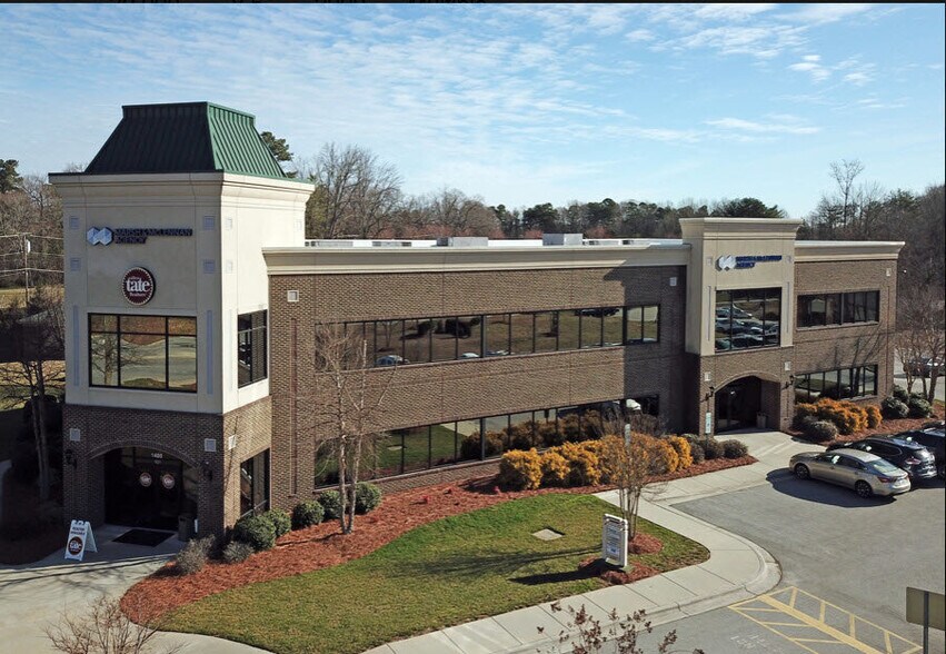 More Photos Of 1400 Eastchester Dr, High Point Office For Sale