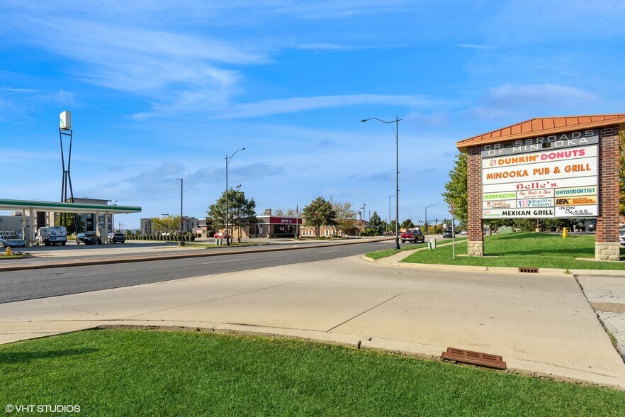 More Photos Of Mondamin & Ridge St, Minooka Unknown For Lease