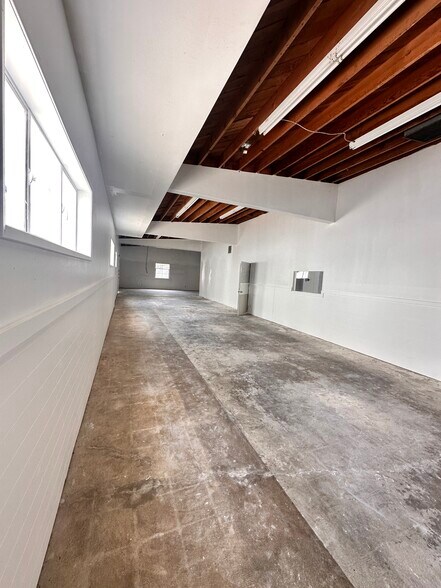 More Photos Of 1510 Newport Blvd, Costa Mesa Freestanding For Lease