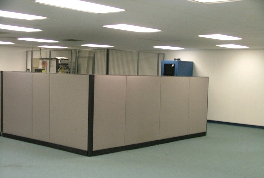 More Photos Of 2727-2757 Airport Fwy, Fort Worth Office For Lease