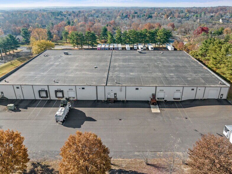 More Photos Of 1370 Welsh Rd, North Wales Warehouse For Lease