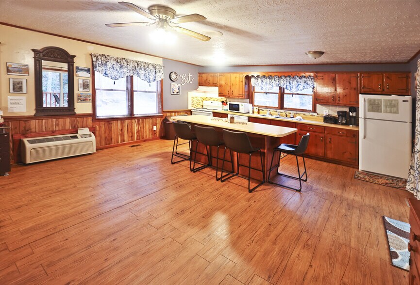 More Photos Of 43 Europe Ln, Clayton Apartments For Sale