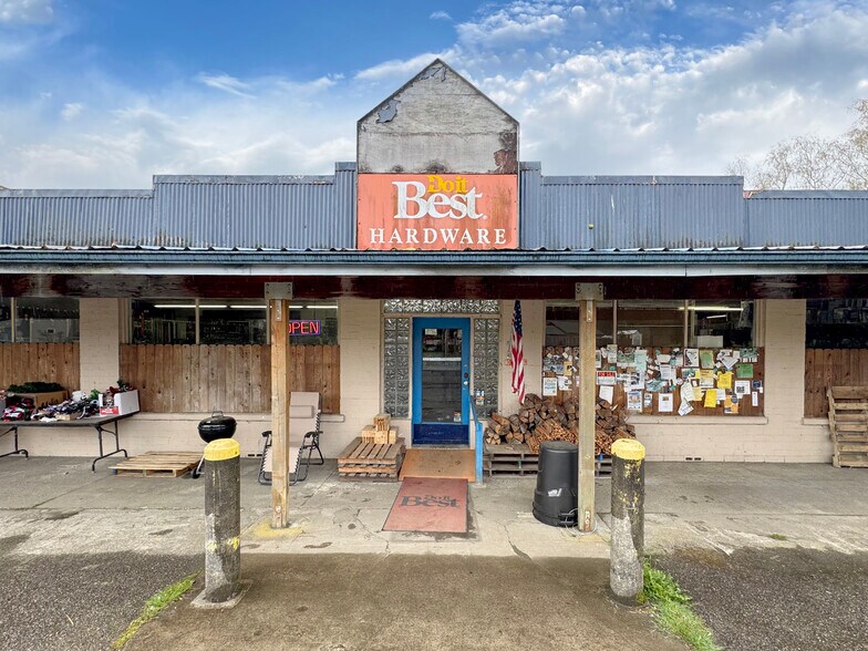 More Photos Of 294382 Us Highway 101, Quilcene Freestanding For Lease