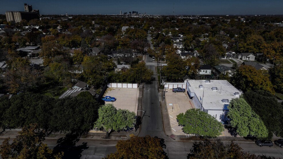 More Photos Of 4059 Bryan Ave, Fort Worth Office Residential For Sale
