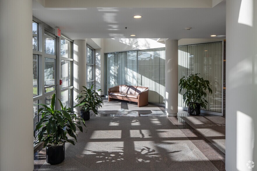 More Photos Of 999 Riverview Dr, Totowa Coworking Space