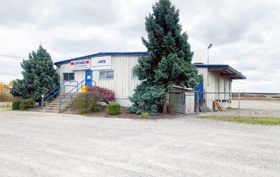 More Photos Of 281 Queenston Rd, Niagara On The Lake Warehouse For Sale