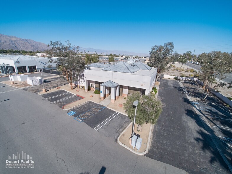 More Photos Of 1227 S Gene Autry Trl, Palm Springs Warehouse For Sale