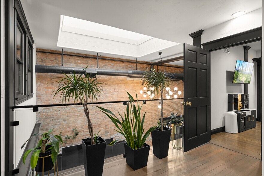 More Photos Of 30-50 2nd St E, Kalispell Office Residential For Sale