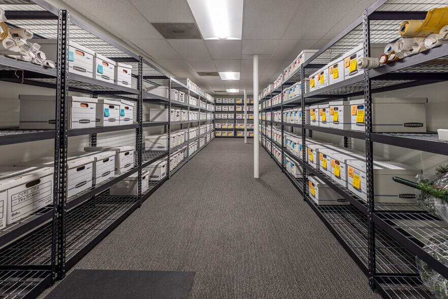 More Photos Of 8020 Westglen Dr, Houston Office For Lease