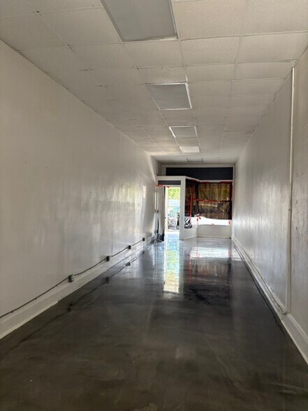 More Photos Of 2722 N Florida Ave, Tampa Storefront Retail Office For Lease