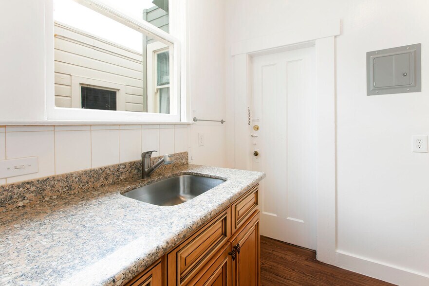 More Photos Of 1163 Pine St, San Francisco Apartments For Sale