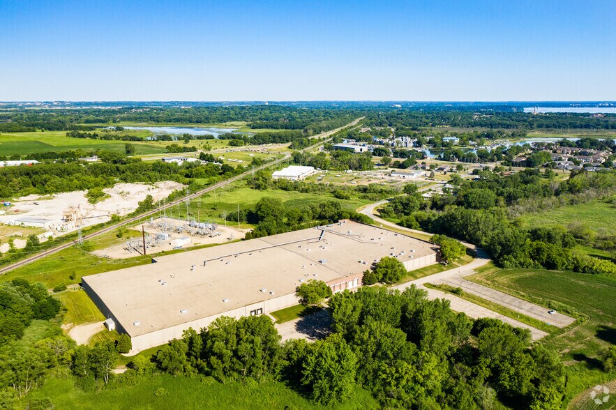 More Photos Of 5487 N Blue Bill Park Dr, Madison Distribution For Sale