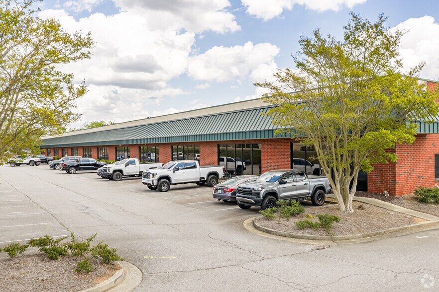 Primary Photo Of 5089 Bristol Industrial Way, Buford Warehouse For Lease