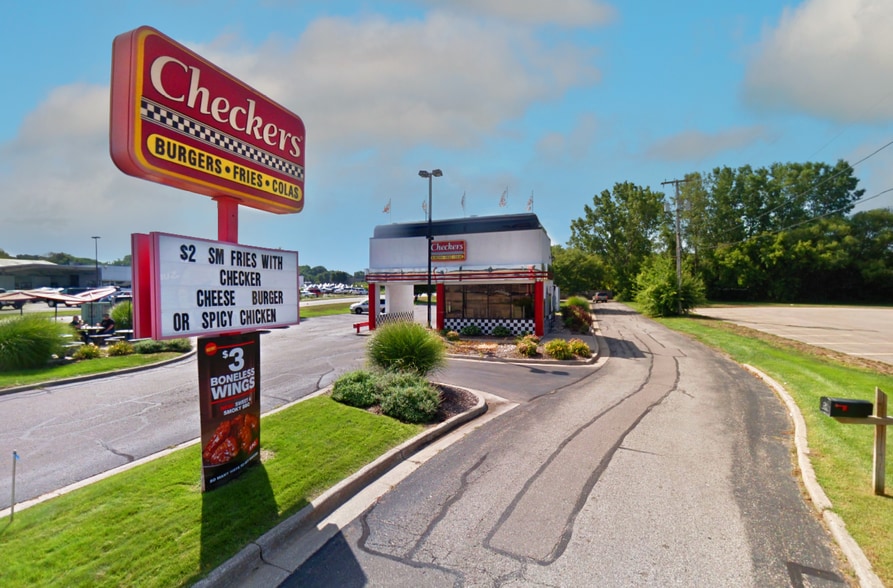 More Photos Of 554 E 8th St, Holland Fast Food For Sale