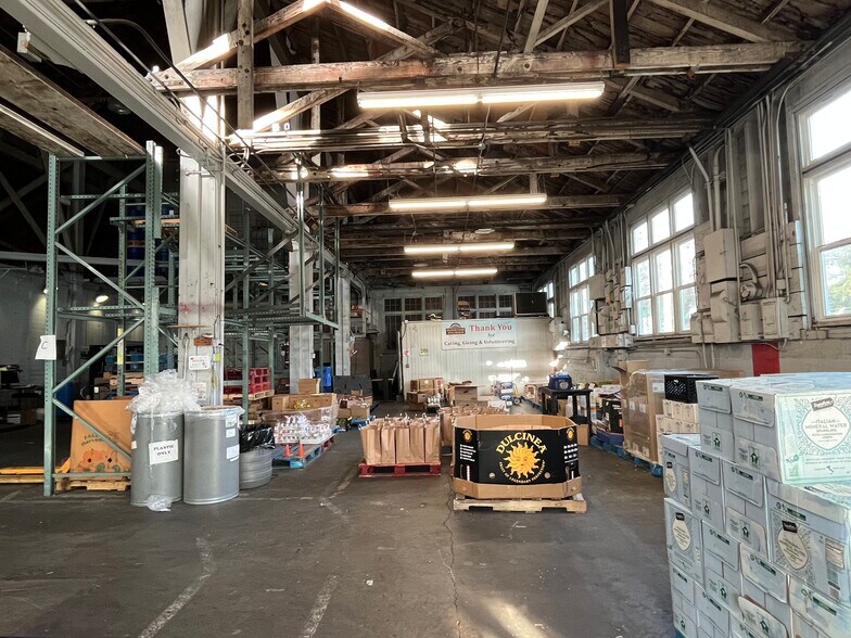 More Photos Of 679-687 N Thompson St, Portland Warehouse For Lease