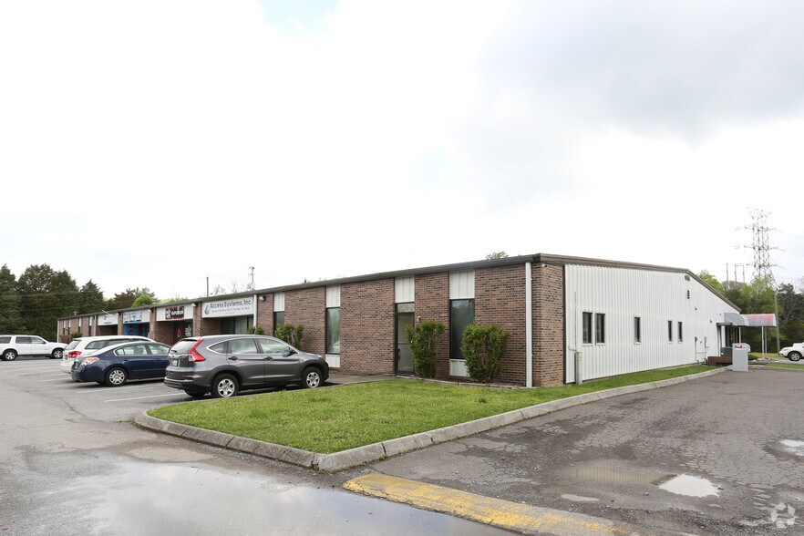 More Photos Of 6636 Central Ave Pike, Knoxville Light Distribution For Lease
