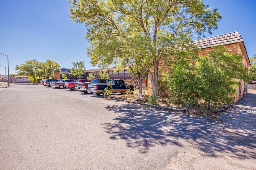 More Photos Of 1449 John Ben Shepperd Pky, Odessa Apartments For Sale