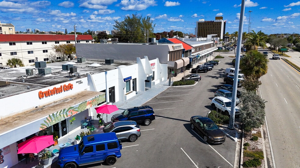 More Photos Of 2633 E Commercial Blvd, Fort Lauderdale Storefront For Sale