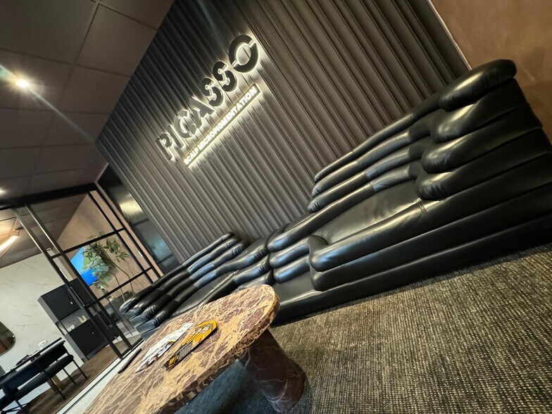 More Photos Of 1601 Dove St, Newport Beach Medical For Lease