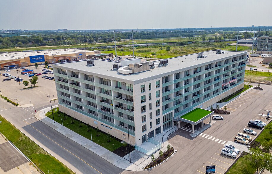 More Photos Of 1020 Taylor Av, Winnipeg General Retail For Lease