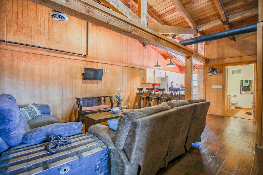 More Photos Of 105 James Canyon Highway, Cloudcroft Restaurant For Sale