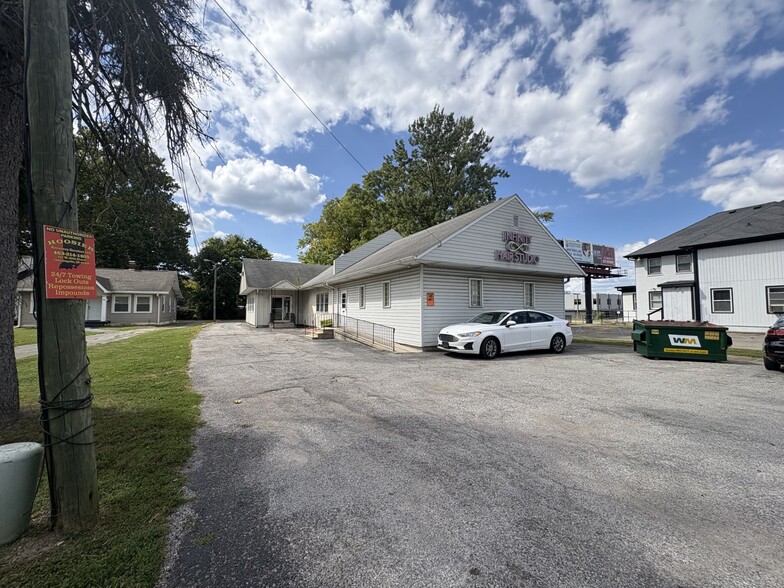 More Photos Of 4550 Allisonville Rd, Indianapolis Office For Sale