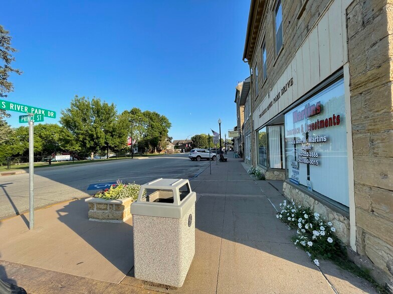More Photos Of 302-304 S River Park Dr, Guttenberg Apartments For Sale