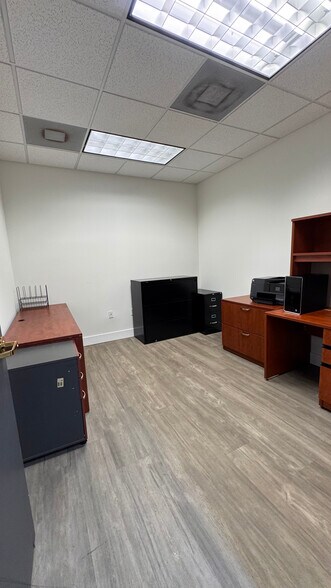 More Photos Of 4500-4500 N University Dr, Coral Springs Medical For Lease