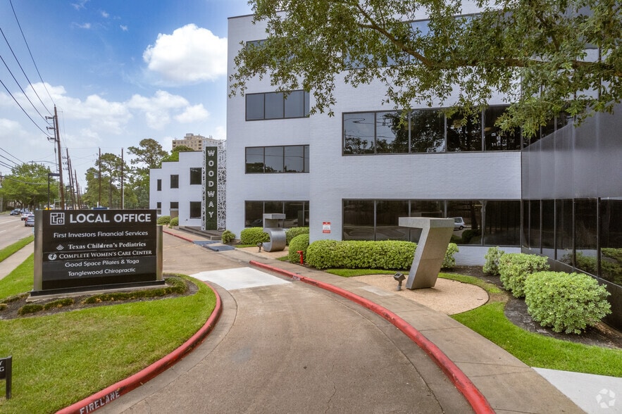 More Photos Of 5757 Woodway Dr, Houston Unknown For Lease