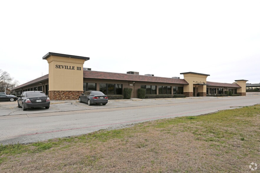 Primary Photo Of 3218 Interstate 30, Mesquite Office For Lease