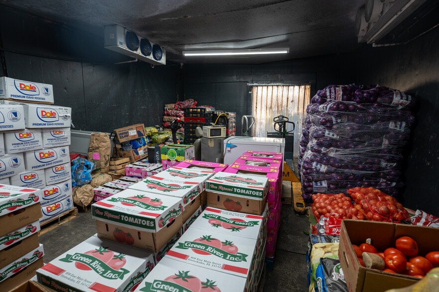 More Photos Of 1217 NW 21st Ave, Miami Refrigeration Cold Storage For Lease