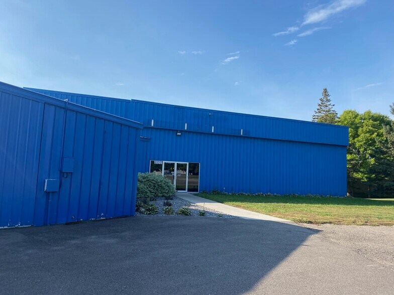 More Photos Of 19905 County Road 10, Corcoran Storefront Retail Office For Lease