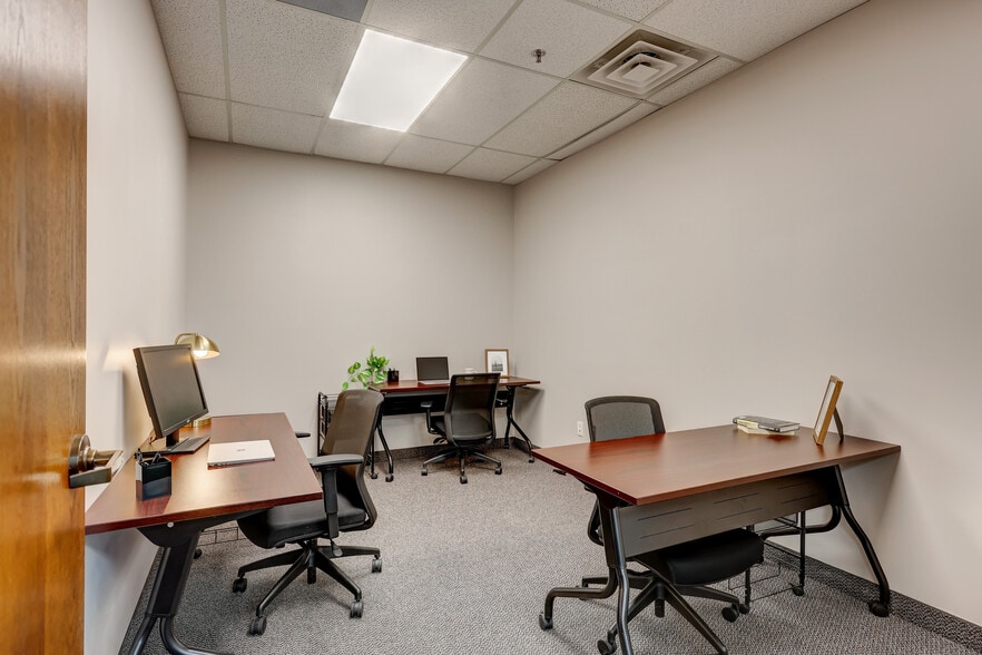 More Photos Of 4750 Venture Dr, Ann Arbor Light Manufacturing For Lease