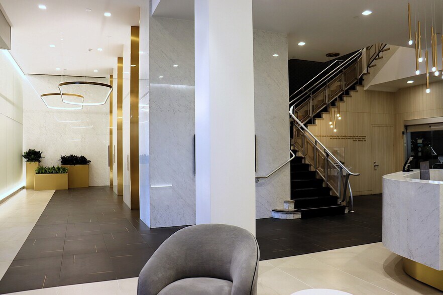 More Photos Of 10921 Wilshire Blvd, Los Angeles Medical For Lease