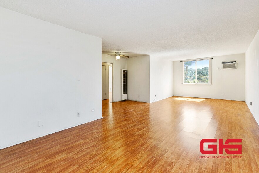 More Photos Of 4121 Marmion Way, Los Angeles Apartments For Sale