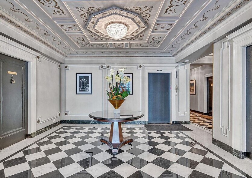 More Photos Of 1026 16th St NW, Washington Apartments For Sale