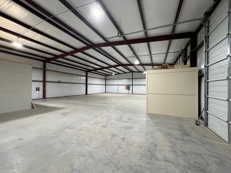 Primary Photo Of 4632 CR 617, Alvarado Industrial For Lease