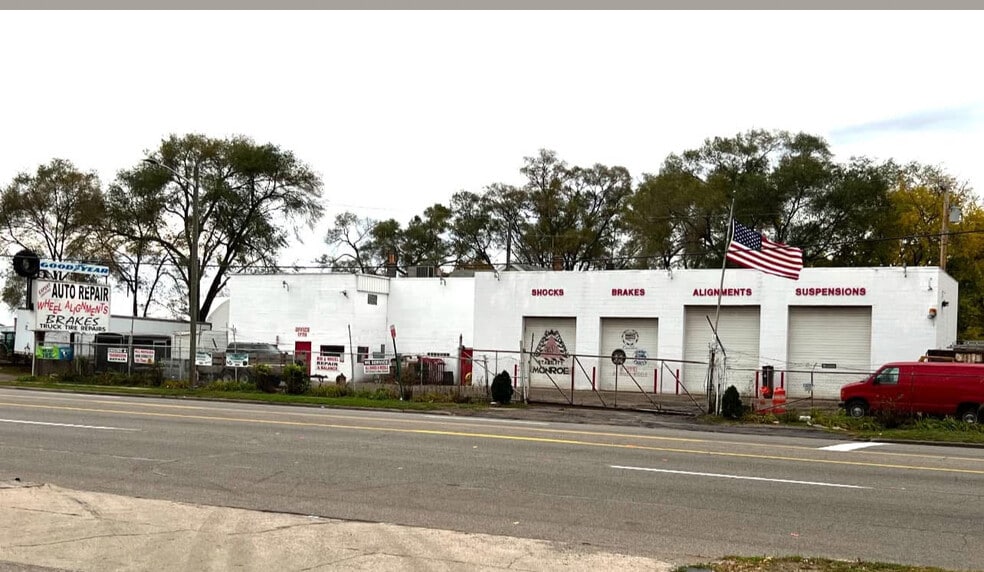 More Photos Of 17711 Van Dyke St, Detroit Auto Repair For Sale