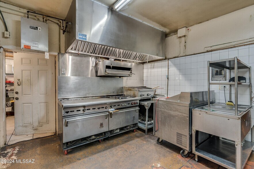 More Photos Of 3000 S Mission Rd, Tucson Storefront Retail Residential For Sale