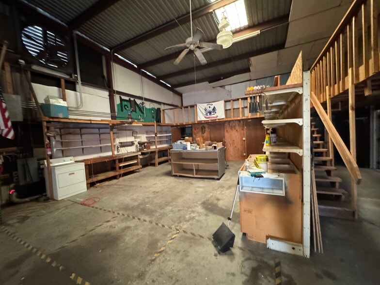 More Photos Of 3550 Recker Hwy, Winter Haven Warehouse For Sale
