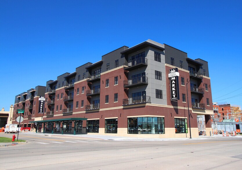 More Photos Of 140 S Canopy St, Lincoln Apartments For Lease