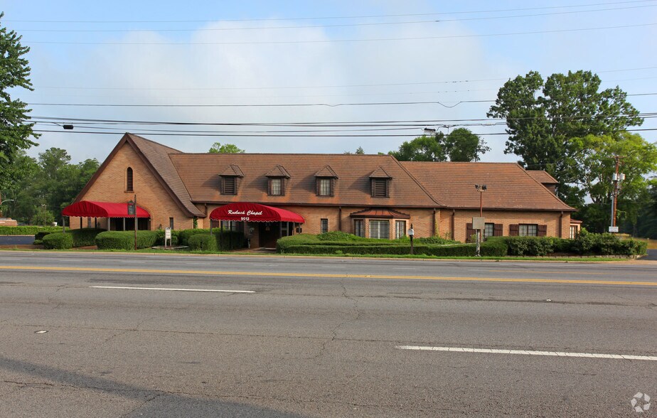 More Photos Of 9012 Parkway E, Birmingham Funeral Home For Sale