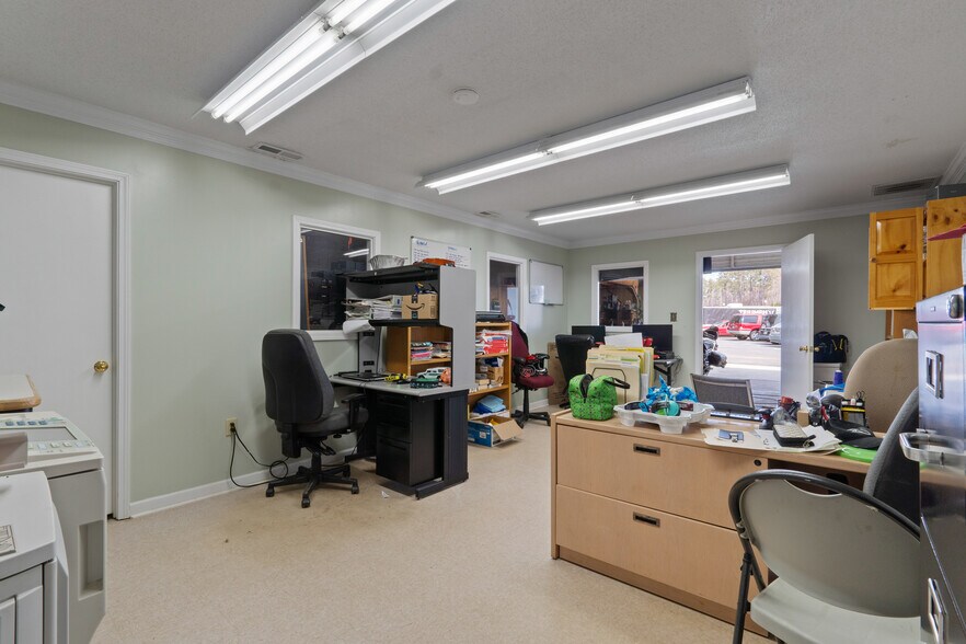 More Photos Of 7216 Hiram Douglasville Hwy, Douglasville Freestanding For Sale