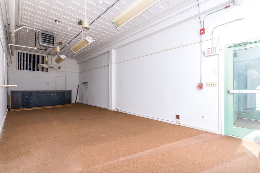 More Photos Of 2 Monument Sq, Woonsocket Medical For Sale