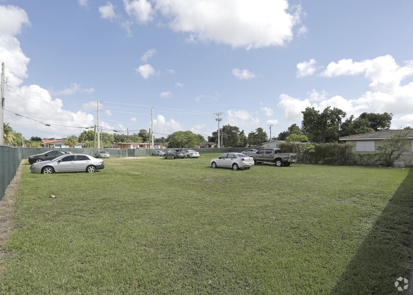 More Photos Of 7610 W Flagler St, Miami Land For Lease