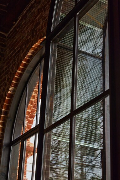 More Photos Of 676 N Spring St, Los Angeles Loft Creative Space For Sale