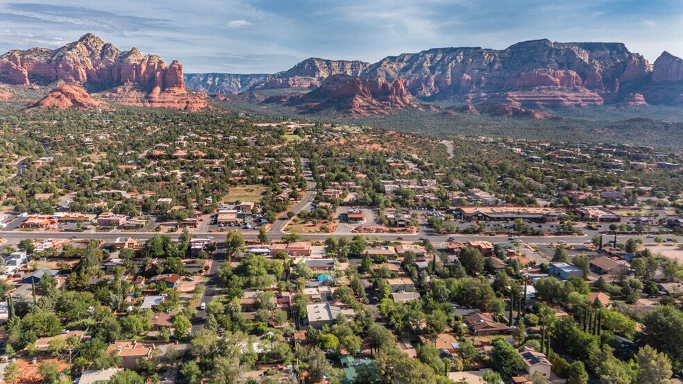 More Photos Of 45 Birch Blvd, Sedona Medical For Lease