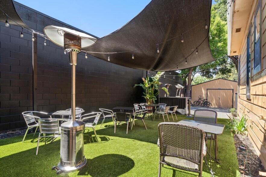 More Photos Of 4473 Railroad Ave, Pleasanton Storefront Retail Residential For Sale